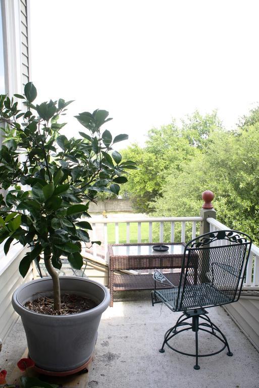Angel's Nest Bed and Breakfast Weatherford Kamer foto