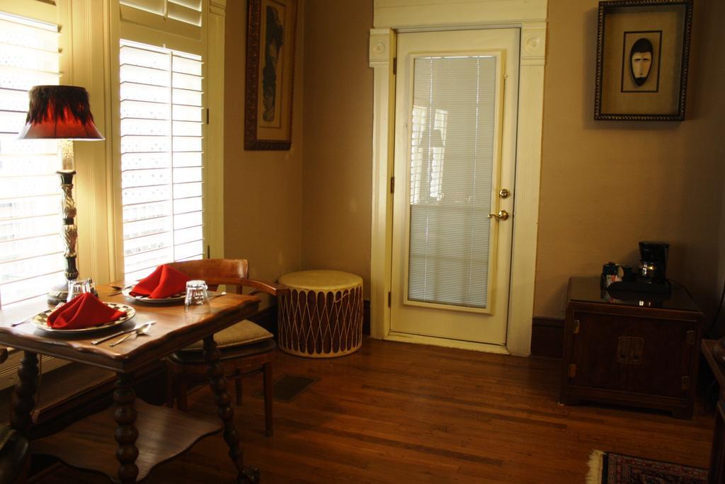 Angel's Nest Bed and Breakfast Weatherford Kamer foto
