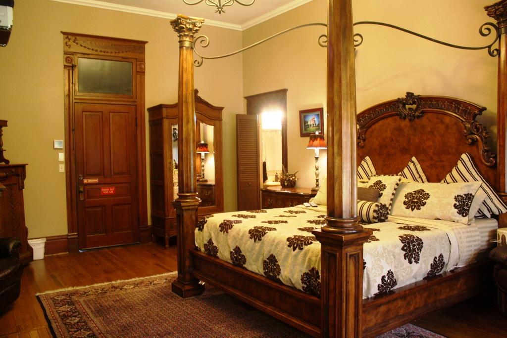 Angel's Nest Bed and Breakfast Weatherford Kamer foto